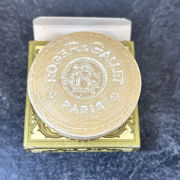 Roger & Gallet Unisex Paris ROSE THE Perfumed Soap .9 oz‎ RETIRED - Picture 3 of 4